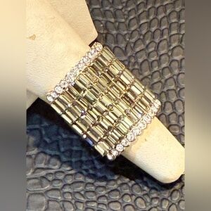 Baguette 5 row crystal band ring